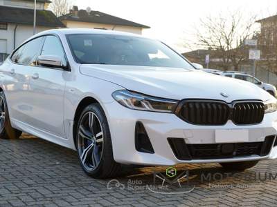 BMW Serie 6 M6 i GT 333CV MHEV xDrive Steptronic M SPORT - 2021 Bianco usata Castiraga Vidardo