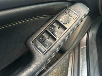 Mercedes-Benz Classe A A 180 d Automatic Premium Grigio usata Cercola