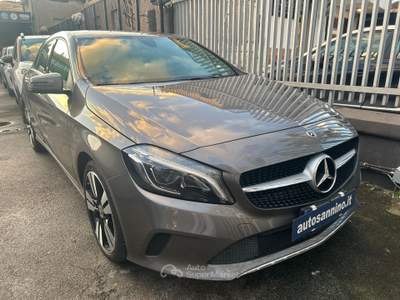 Mercedes-Benz Classe A A 180 d Automatic Premium Grigio usata Cercola