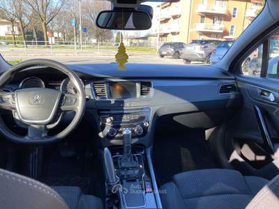 Peugeot 508 SW 2.0 hdi Business 163cv auto my15 Bianco usata Treviglio