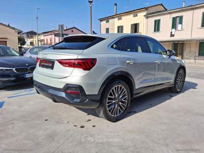 Audi Q3 Q3 SPB 35 2.0 TDI S tronic 2022 Nero usata Prato