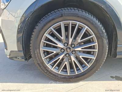 Audi Q3 Q3 SPB 35 2.0 TDI S tronic 2022 Nero usata Prato