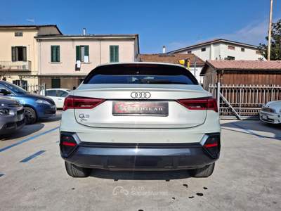 Audi Q3 Q3 SPB 35 2.0 TDI S tronic 2022 Nero usata Prato
