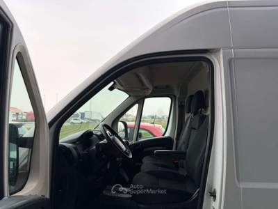 Peugeot Boxer 2.2 BlueHDi PASSO LUNGO PL-TM Furgone Bianco usata Russi