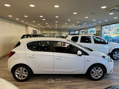 Opel Corsa 1.2 Bianco usata Pieve a Nievole