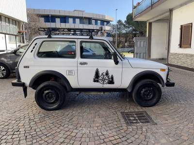 Lada Niva 1.7 MPI 82cv - GPL - AUTO NON RICONDIZIONATA Bianco usata Meda