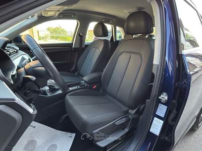 Audi Q3 2.0 35 TDI S Tronic Business Advanced Blu/Azzurro usata Rovigo
