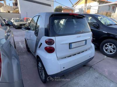 Smart ForTwo AUTO NON RICONDIZIONATA - Fortwo 1000 Coupè Limited Bianco usata Meda