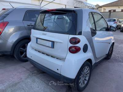 Smart ForTwo AUTO NON RICONDIZIONATA - Fortwo 1000 Coupè Limited Bianco usata Meda