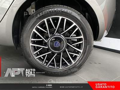 Lancia Ypsilon Ypsilon 1.0 firefly hybrid Platino s&s 70cv Grigio usata Napoli