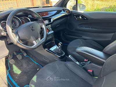 DS Automobiles DS 3 CITROEN DS3 1.6 HDI 90 CV ANNO 2012 Bianco usata Qualiano