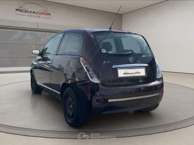 Lancia Ypsilon Lancia ypsilon 1.2 – platino Bronzo usata Roma