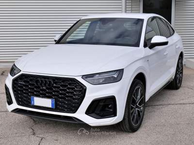 Audi Q5 Sportback 2.0 (40) Tdi Q. 204cv S-tr. S-line Plus Bianco usata Civita Castellana