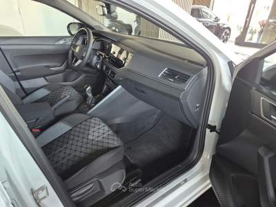 Volkswagen Taigo R-Line KM0 Bianco usata Marano di Napoli