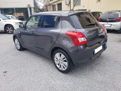 Suzuki Swift Cool Giallo usata Vado Ligure
