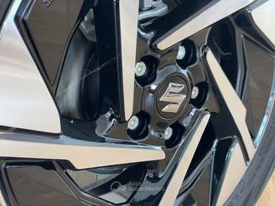 Suzuki Vitara 1.5 140V Hybrid A/T 4WD AllGrip Starview Argento usata Vado Ligure