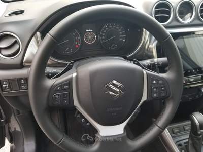 Suzuki Vitara 1.5 140V Hybrid A/T 4WD AllGrip Starview Grigio usata Vado Ligure