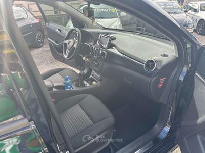 Mercedes-Benz Classe B B 180 cdi Premium Nero usata Fano