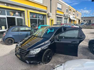 Mercedes-Benz Classe B B 180 cdi Premium Nero usata Fano