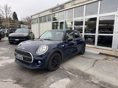 MINI Cooper 1.5 Cooper D Business 5 porte Blu/Azzurro usata Cuneo