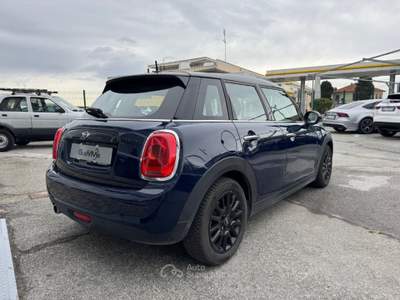 MINI Cooper 1.5 Cooper D Business 5 porte Blu/Azzurro usata Cuneo