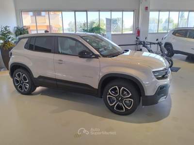 Jeep Avenger 1.2 Turbo 110 CV MHEV Summit Grigio usata Riva presso Chieri