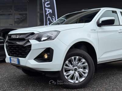 Isuzu D-Max N60 N60 1.9 aut. Crew BB+ Cab IVA ESPOSTA Bianco usata Niardo