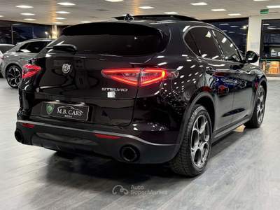Alfa Romeo Stelvio Stelvio 2.2 t Sprint rwd 160cv auto Nero usata Gaglianico