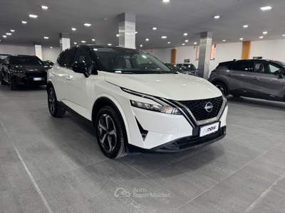 Nissan Qashqai Qashqai 1.3 mhev N-Connecta 2wd 158cv xtronic Bianco usata Pozzuoli