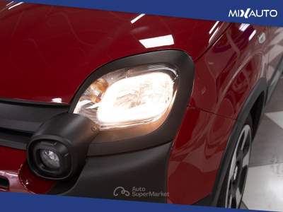 Fiat Panda Pandina Cross 1.0 Firefly Hybrid S&amp;S 70CV Rosso usata Latina