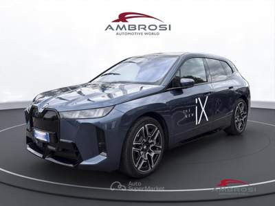 BMW iX xDrive45 Msport Pro Innovation Comfort Package Blu/Azzurro usata Corciano