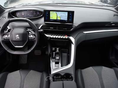 Peugeot 3008 BlueHDi 130 S&S EAT8 Allure **SOLO 3000KM!!!** Grigio usata Roma