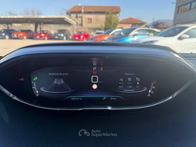 Peugeot 3008 VETTURA DEL MERCATO ITALIANO Bianco usata SANT'AGATA DE'  GOTI