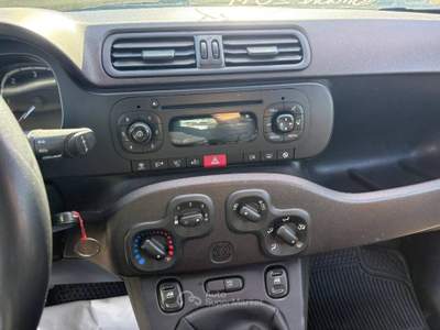 Fiat Panda 1.3 mjt 16v Easy 75cv Bianco usata Ercolano