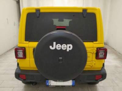 Jeep Wrangler 2.2 Mjt II Unlimited Sahara automatico Giallo usata Fossano