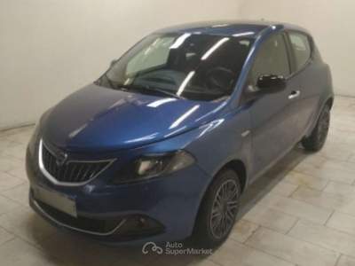 Lancia Ypsilon 1.0 FireFly 5 porte S&S Hybrid Gold - PREZZO REALE Blu/Azzurro usata Fossano