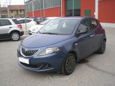 Lancia Ypsilon 1.0 FireFly 5 porte S&S Hybrid Gold Blu/Azzurro usata Fossano