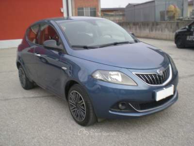 Lancia Ypsilon 1.0 FireFly 5 porte S&S Hybrid Gold Blu/Azzurro usata Fossano