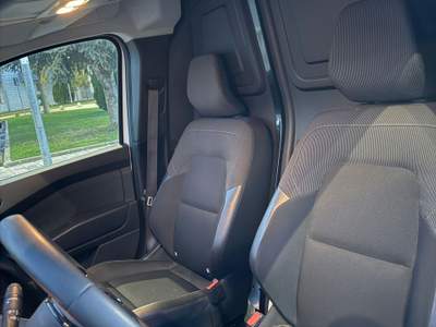 Renault Kangoo RENAULT KANGOO  VETT. FURGONATA DCI 95 VAN Bianco usata Altamura
