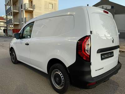 Renault Kangoo RENAULT KANGOO  VETT. FURGONATA DCI 95 VAN Bianco usata Altamura