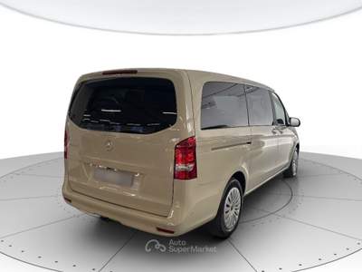 Mercedes-Benz Classe V V long 250 d exclusive auto Bianco usata San Zeno Naviglio