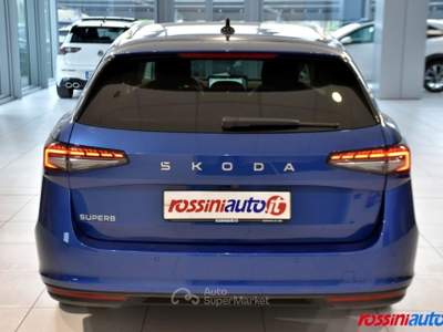 Skoda Superb 2.0 TDI 150 CV DSG STYLE + LED MATRIX + R18 + ALCA Blu/Azzurro usata Quinzano D'oglio