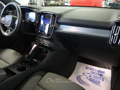 Volvo XC40 T5 Recharge Plug-in Hybrid automatico Core Grigio usata Torino