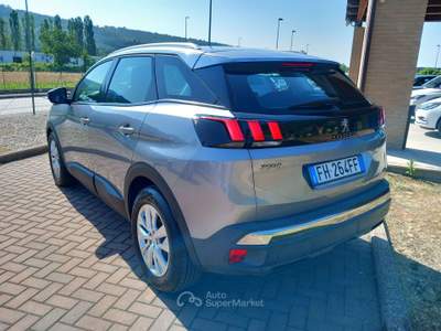 Peugeot 3008 3008 1.6 bluehdi Active s Argento usata Corciano