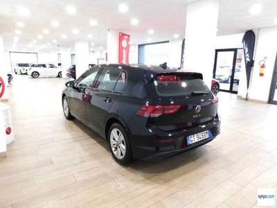 Volkswagen Golf 1.0 ETSI Evo DSG Life Oro usata Isola del Liri