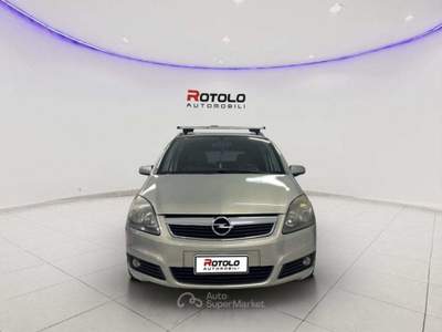 Opel Zafira Zafira 1.8 16V VVT Cosmo Beige usata Torino