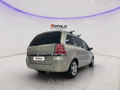 Opel Zafira Zafira 1.8 16V VVT Cosmo Beige usata Torino