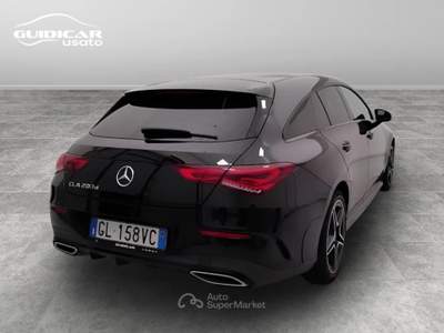 Mercedes-Benz CLA 200 D Premium 8G-DCT Nero usata Lucca