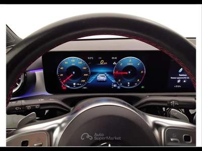 Mercedes-Benz CLA 200 D Premium 8G-DCT Nero usata Lucca