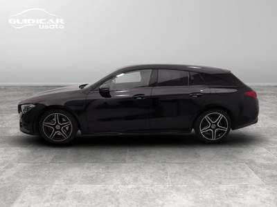 Mercedes-Benz CLA 200 D Premium 8G-DCT Nero usata Lucca